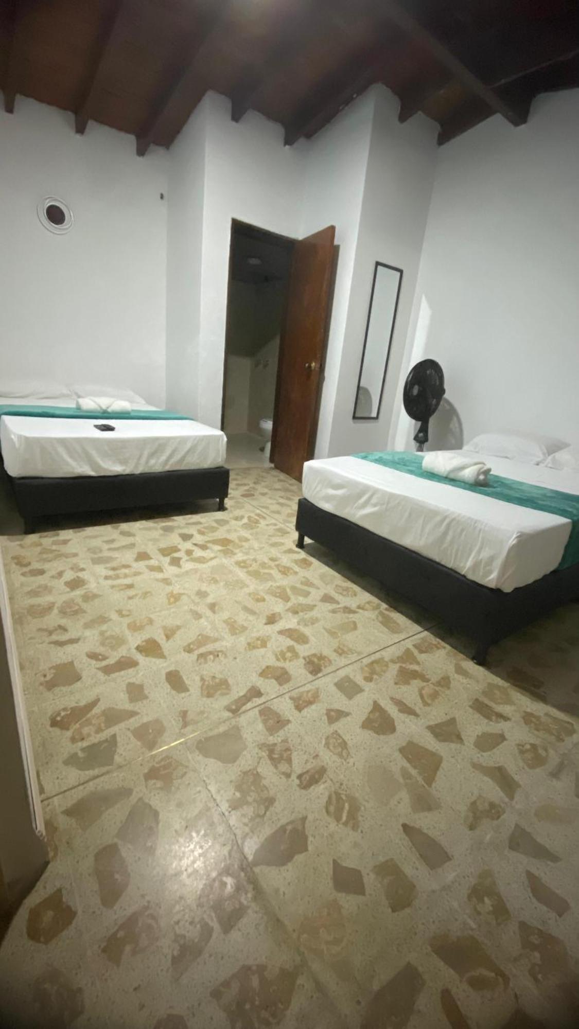 Apartahotel Estadio Gold Медельин Экстерьер фото