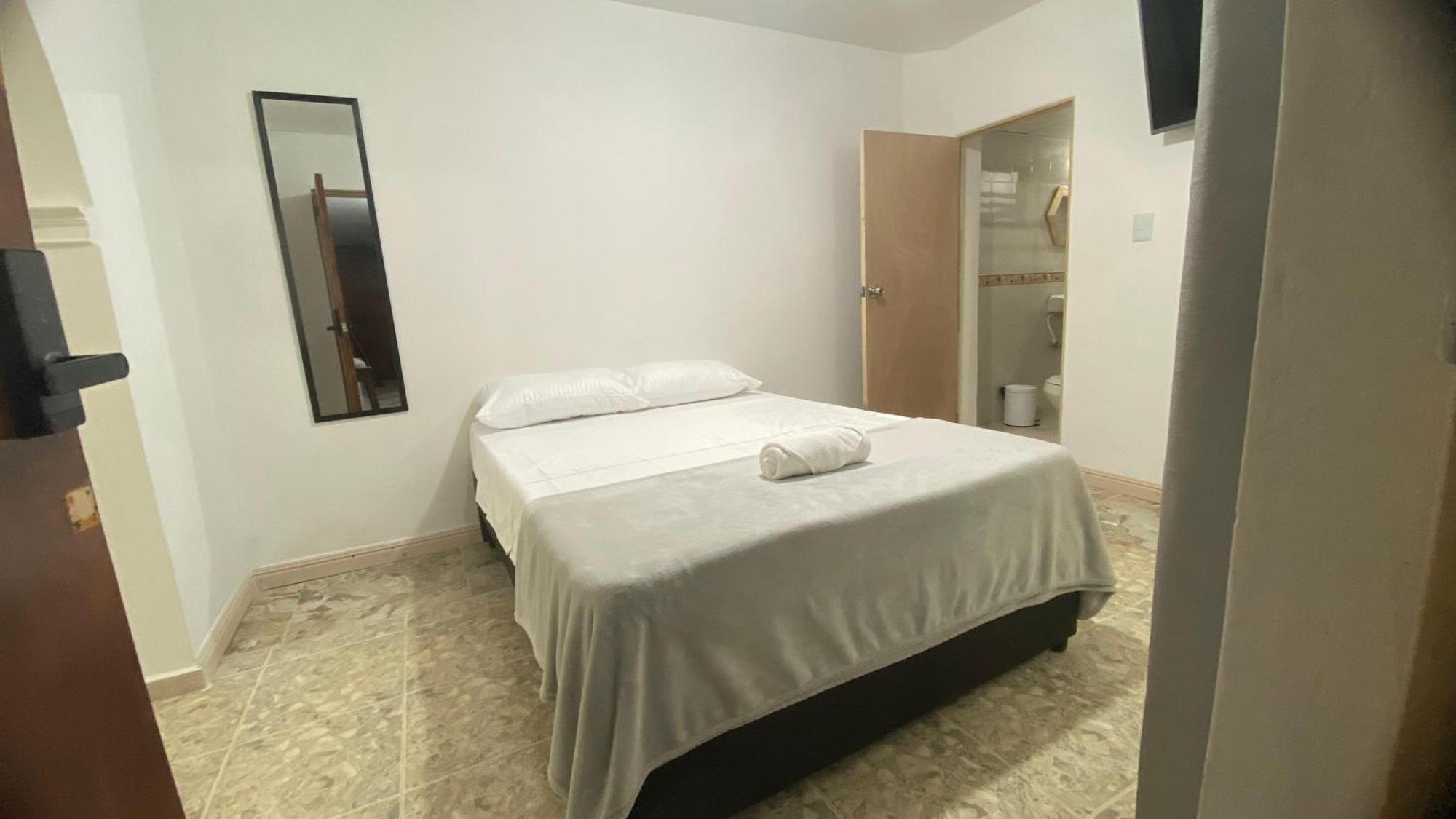 Apartahotel Estadio Gold Медельин Экстерьер фото