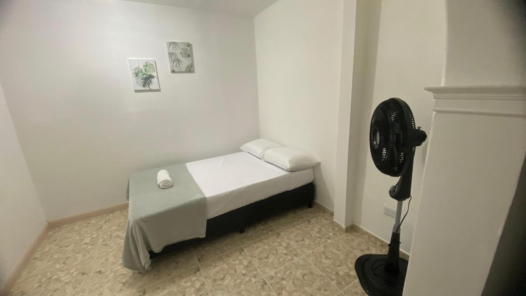 Apartahotel Estadio Gold Медельин Экстерьер фото