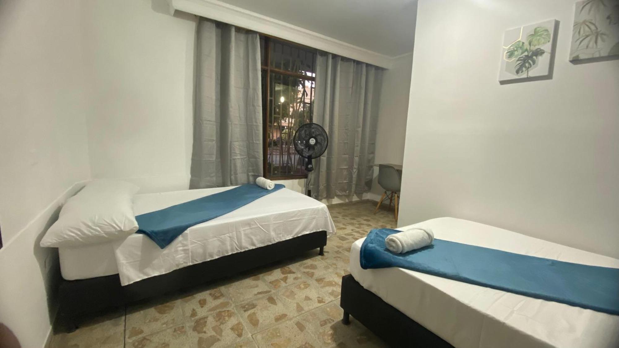 Apartahotel Estadio Gold Медельин Экстерьер фото